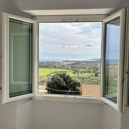 Domus Deledda Daire Posada (Sardinia)