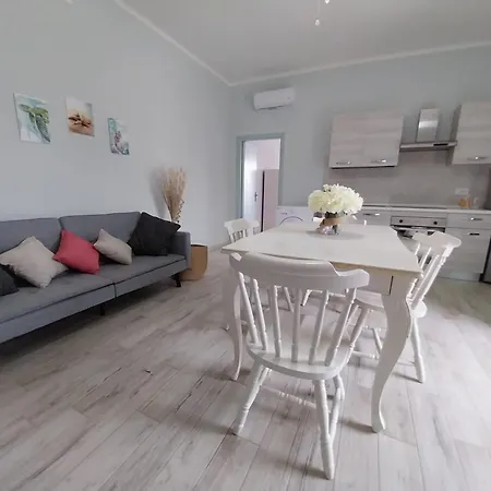 Domus Deledda * Посада